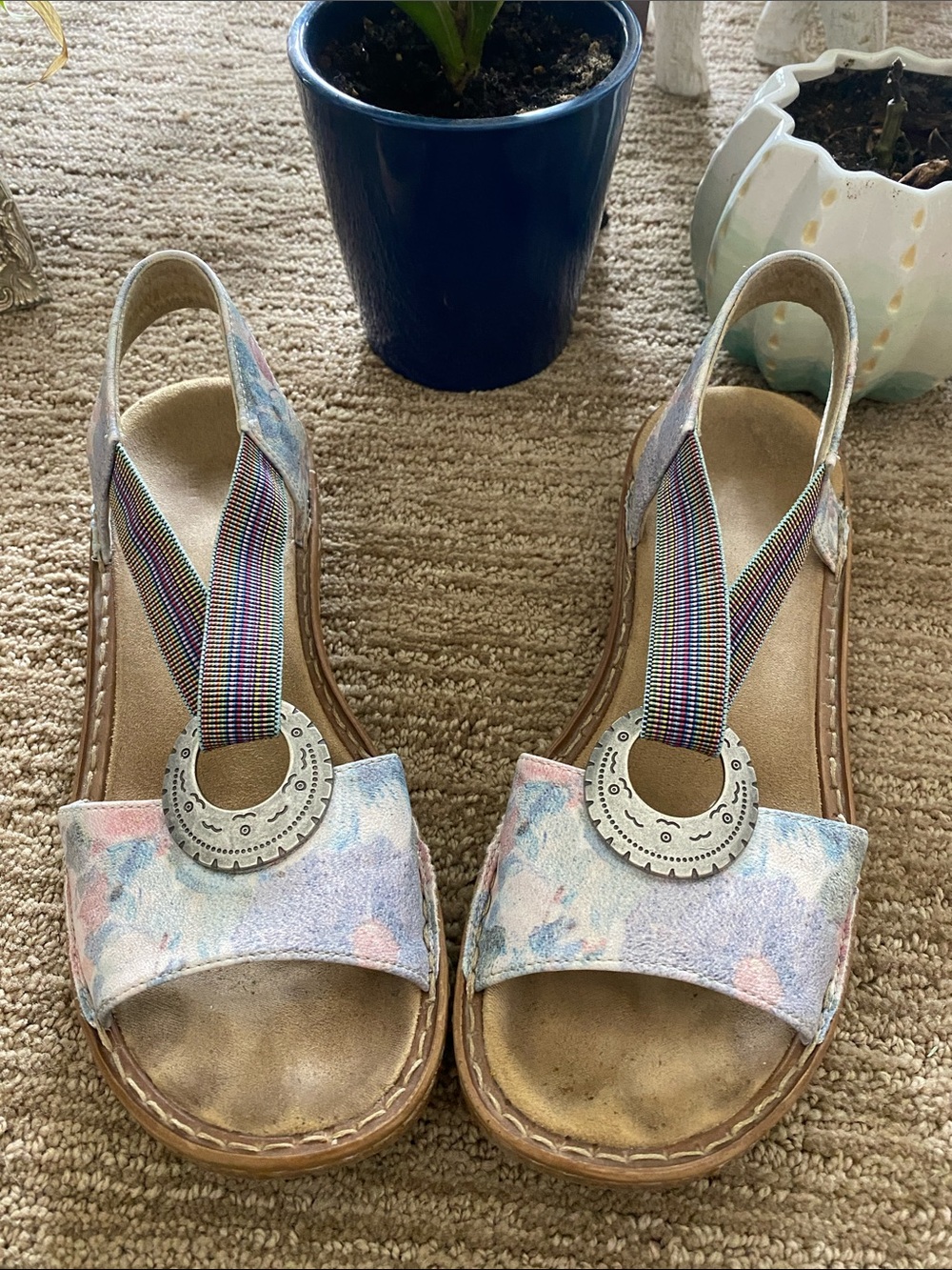 Rieker Boho Pastel Floral Elastic Strap Sandals Size 39 Silver Medallion Comfort